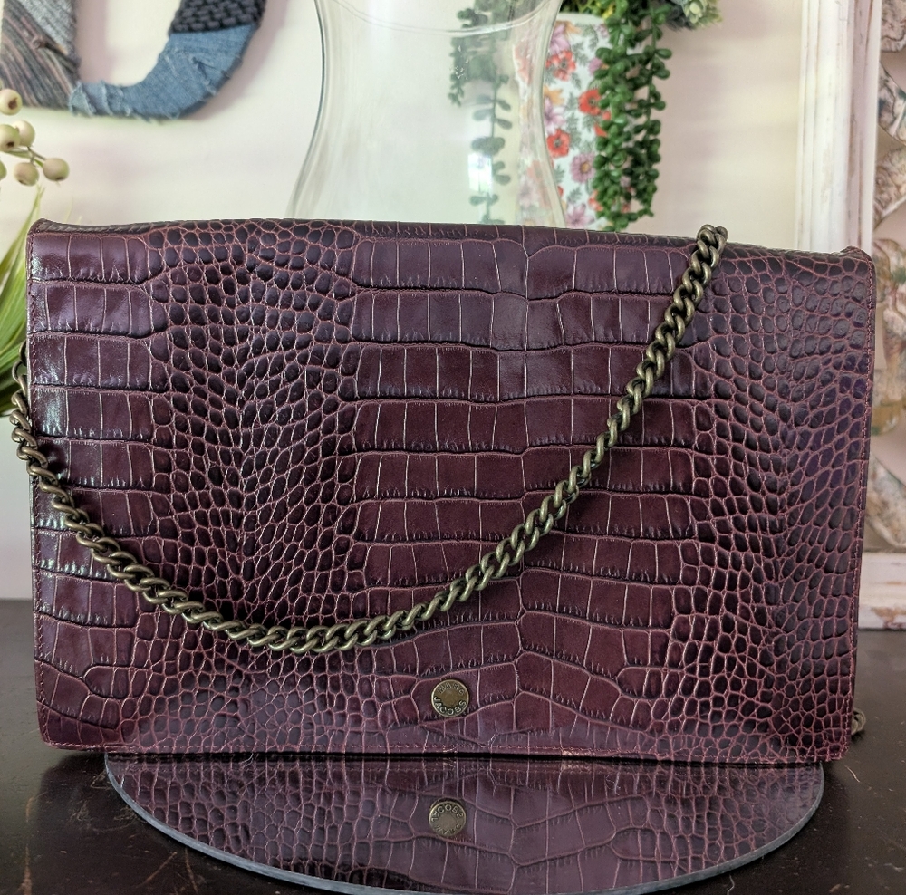 Marc by Marc Jacobs Burgundy Croc Embossed Leather Chain Clutch Bag